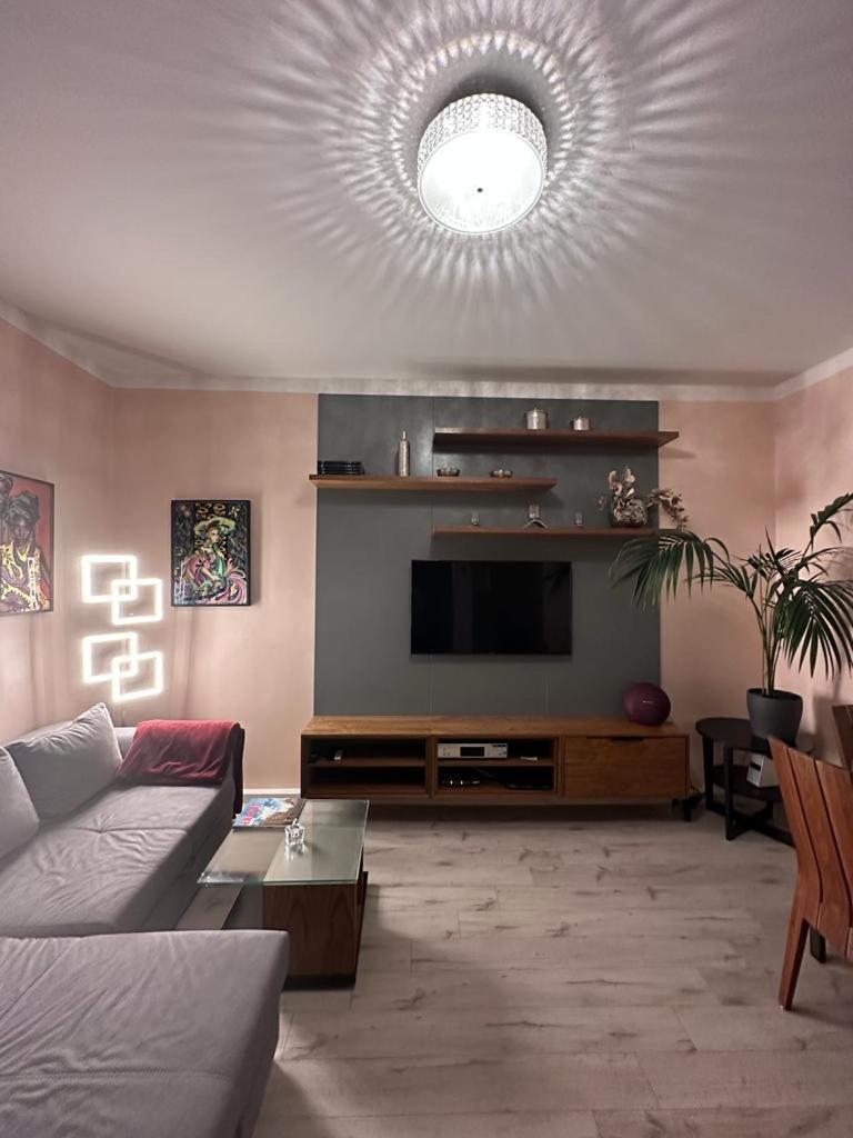 Komfortables Appartement Zentral Gelegen Erfurt Exterior foto